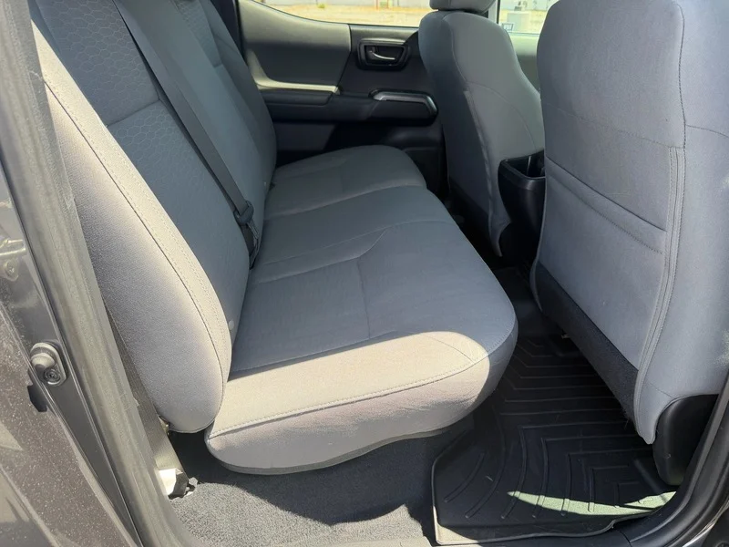 Used 2018 Magnetic Gray Met Toyota SR5 image 21
