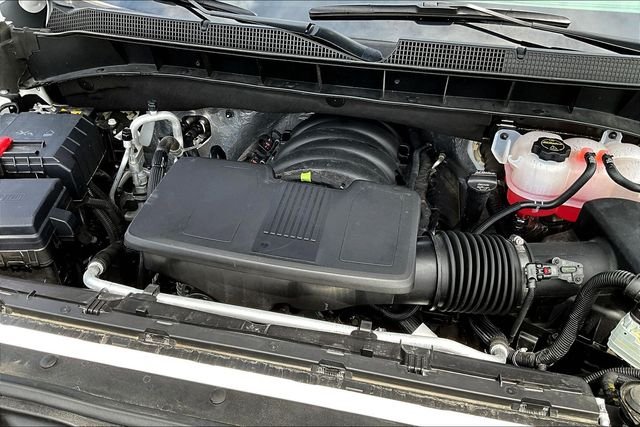 Used 2024 White Chevrolet RST image 32