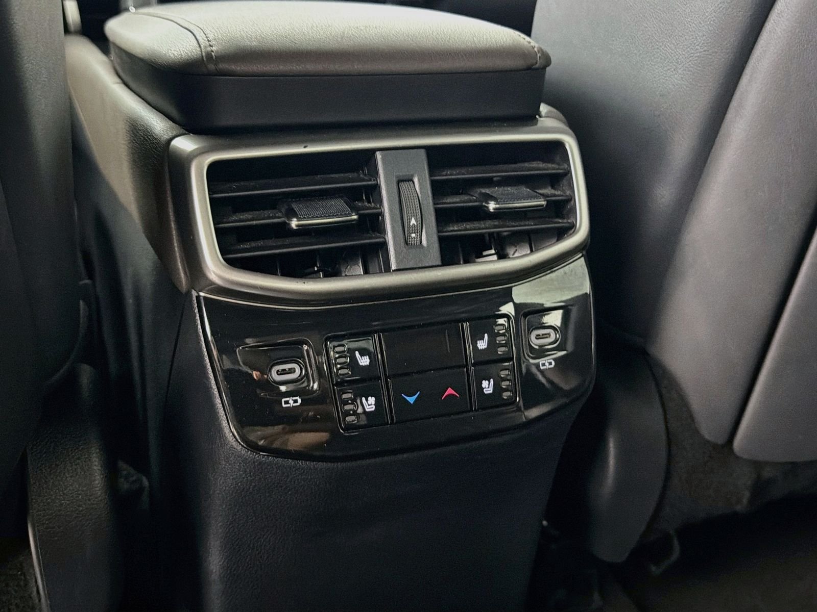 Used 2023 Iridium Lexus 350 Luxury image 26