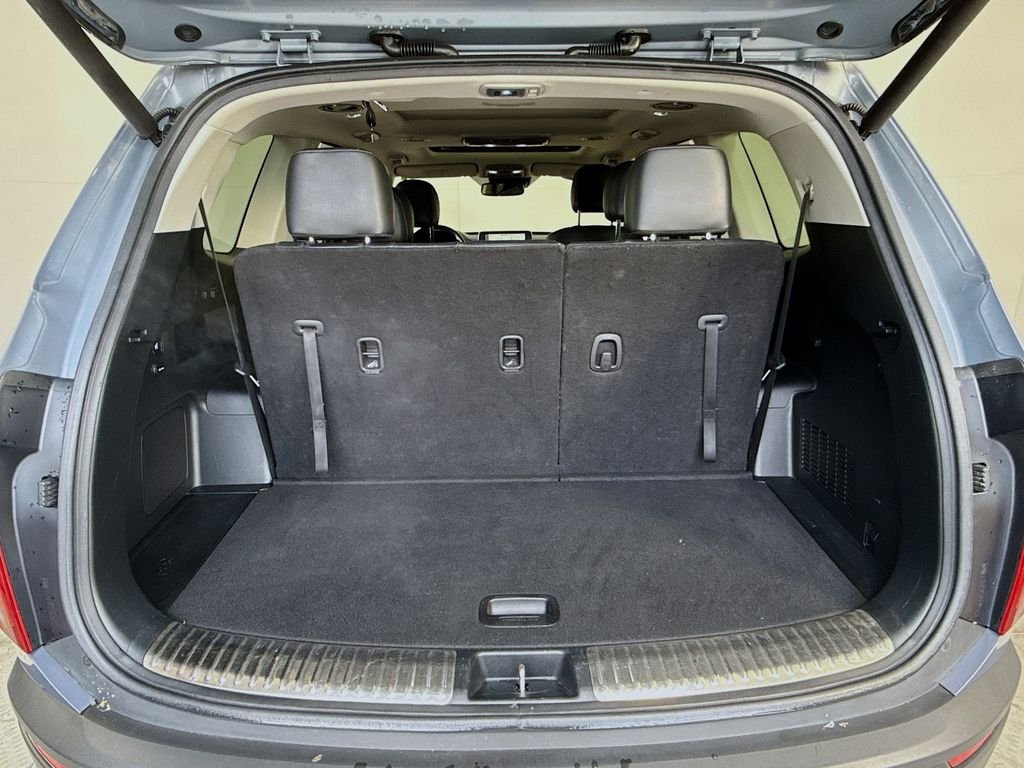 Used 2020 Everlasting Silver Kia SX image 28