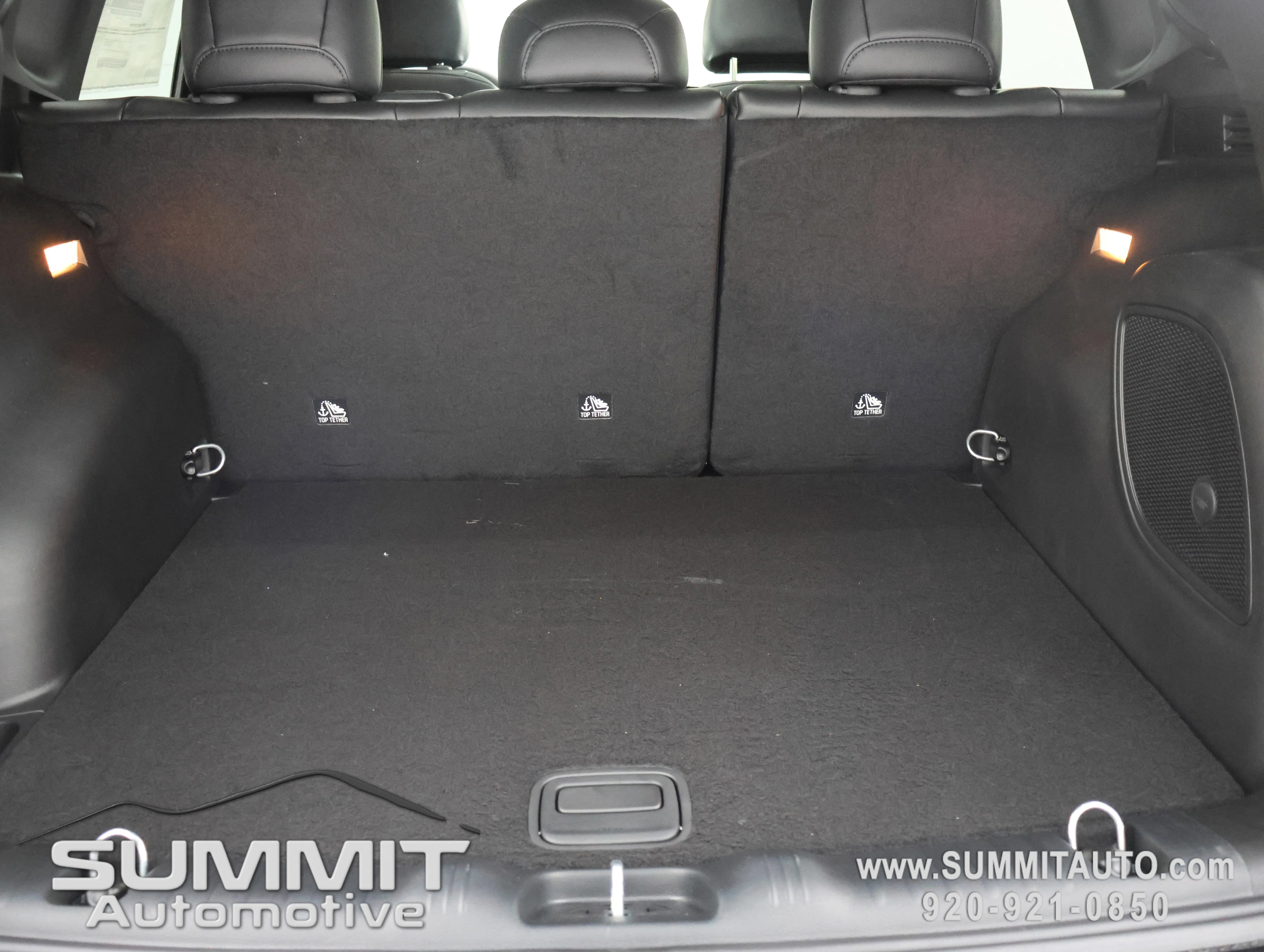 New 2026 Fathom Blue Pearl-Coat Exterior Paint Jeep Trailhawk image 28
