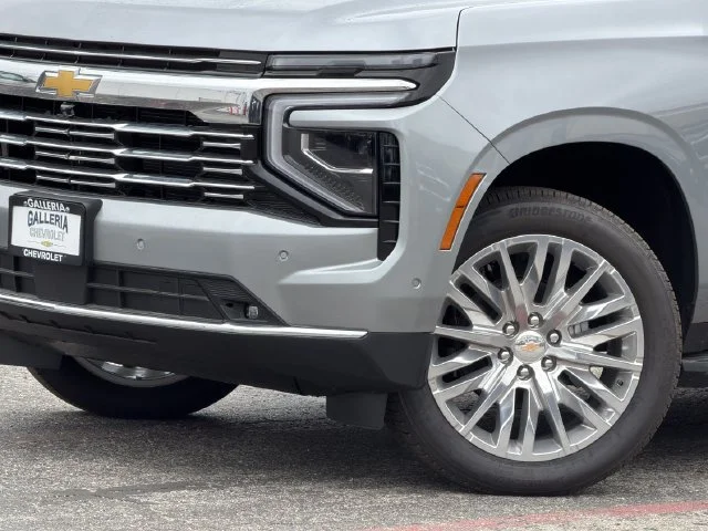 2026 Chevrolet Suburban Premier - Photo 8