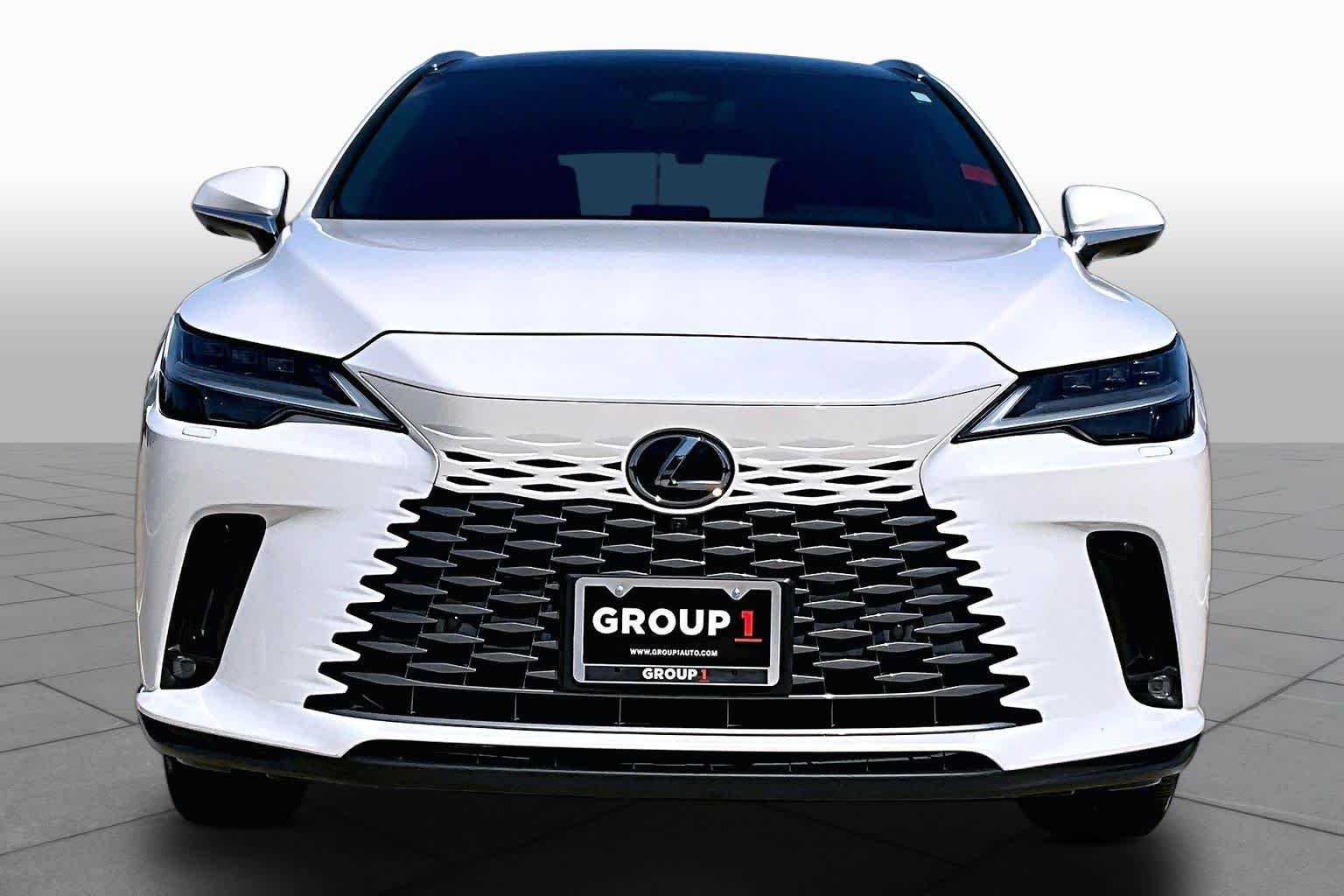 Used 2024 Eminent White Pearl Lexus Luxury image 4