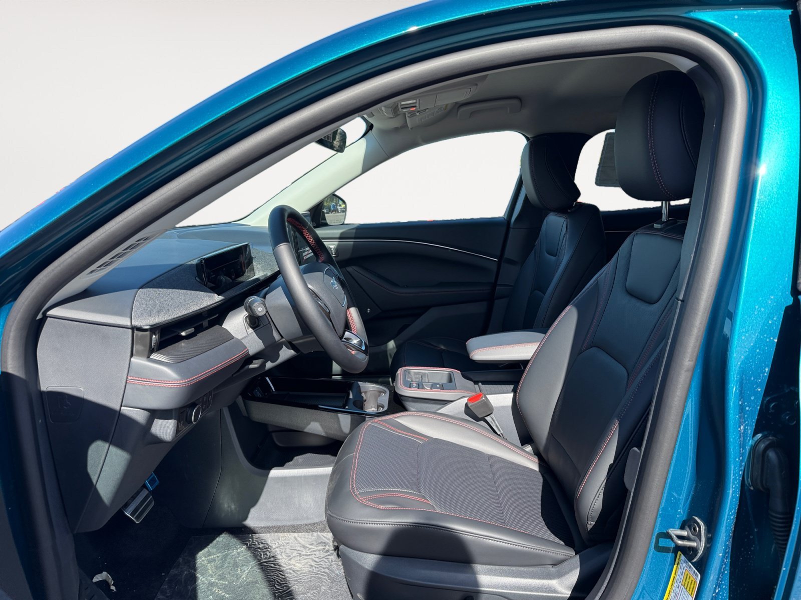 New 2026 Adriatic Blue Metallic Ford Premium image 10