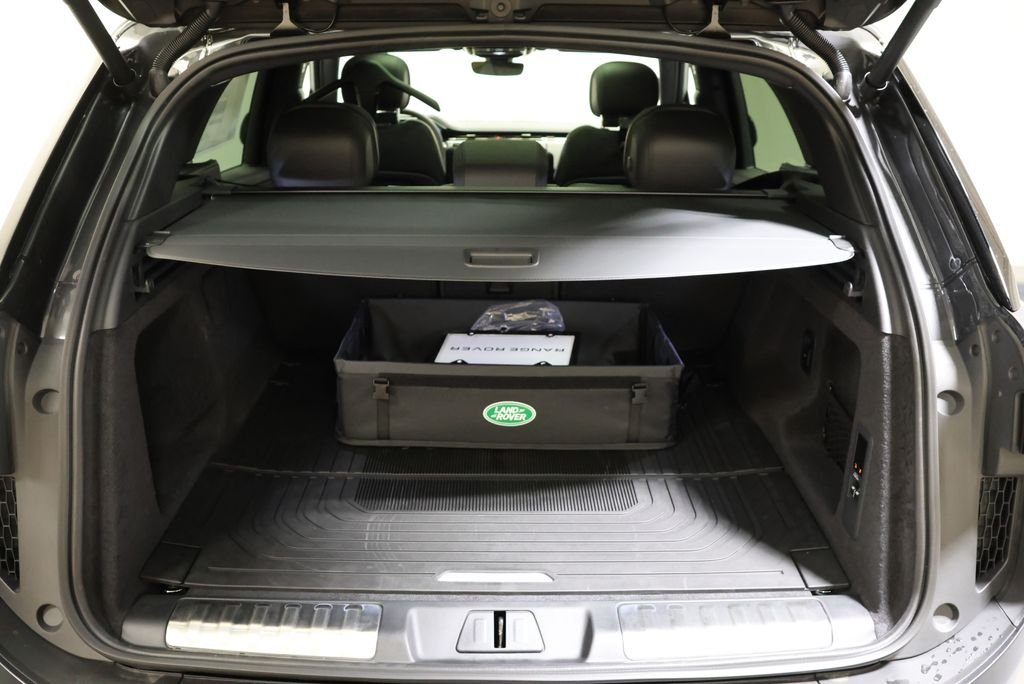 New 2026 Carpathian Grey Land Rover Dynamic SE image 47
