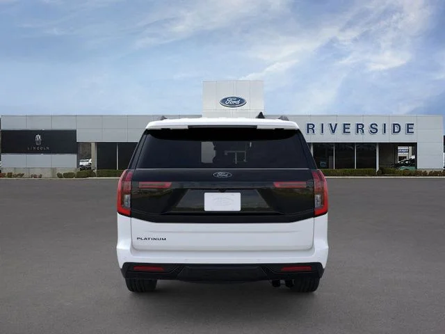 New 2025 Star White Metallic Tri-Coat Ford Platinum® image 5