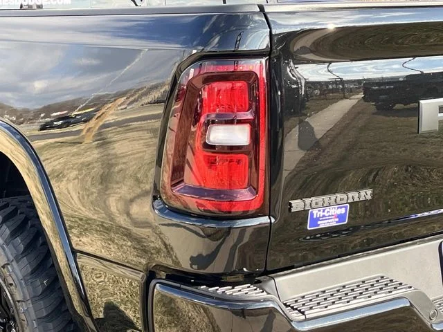 New 2026 Diamond Black Crystal Pearl-Coat Exterior Paint RAM Big Horn/Lone Star image 6