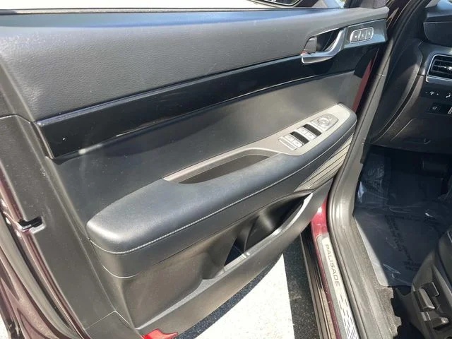 Used 2021 Red Hyundai Limited image 20