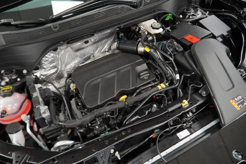 New 2026 Mosaic Black Metallic Chevrolet ACTIV image 39