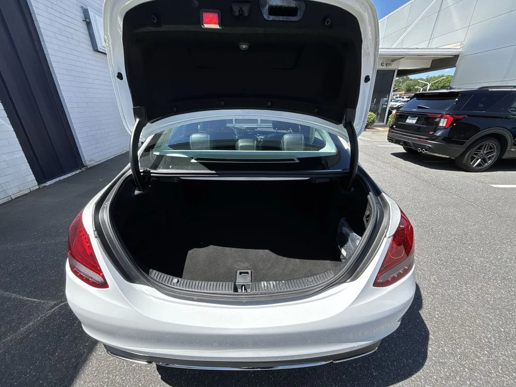 Used 2016 White Mercedes-Benz C 300 image 21