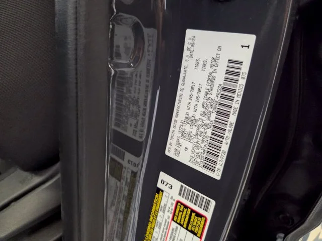 Used 2024  Toyota SR5 image 18