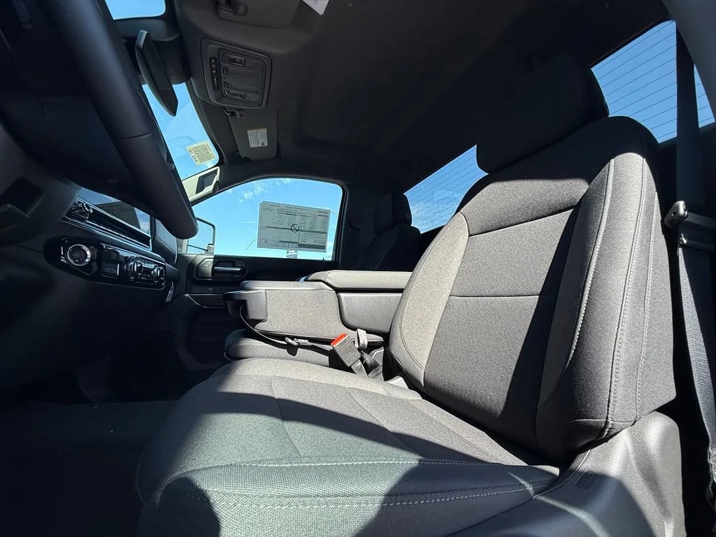 New 2026 Summit White GMC SLE DRW image 29
