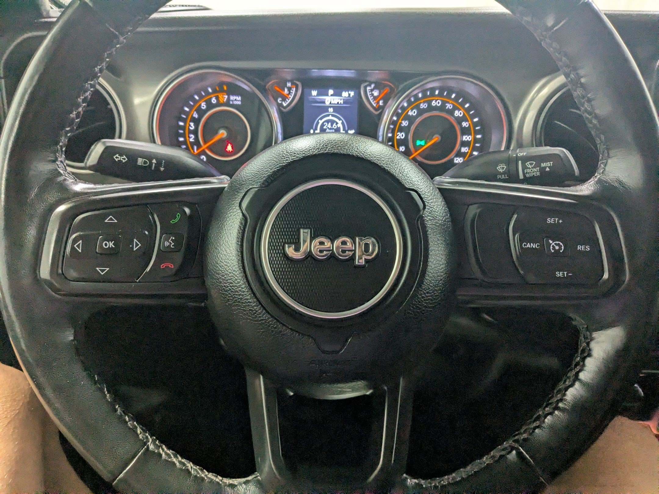 Used 2022 Silver Zynith Clearcoat Jeep Sport S image 11