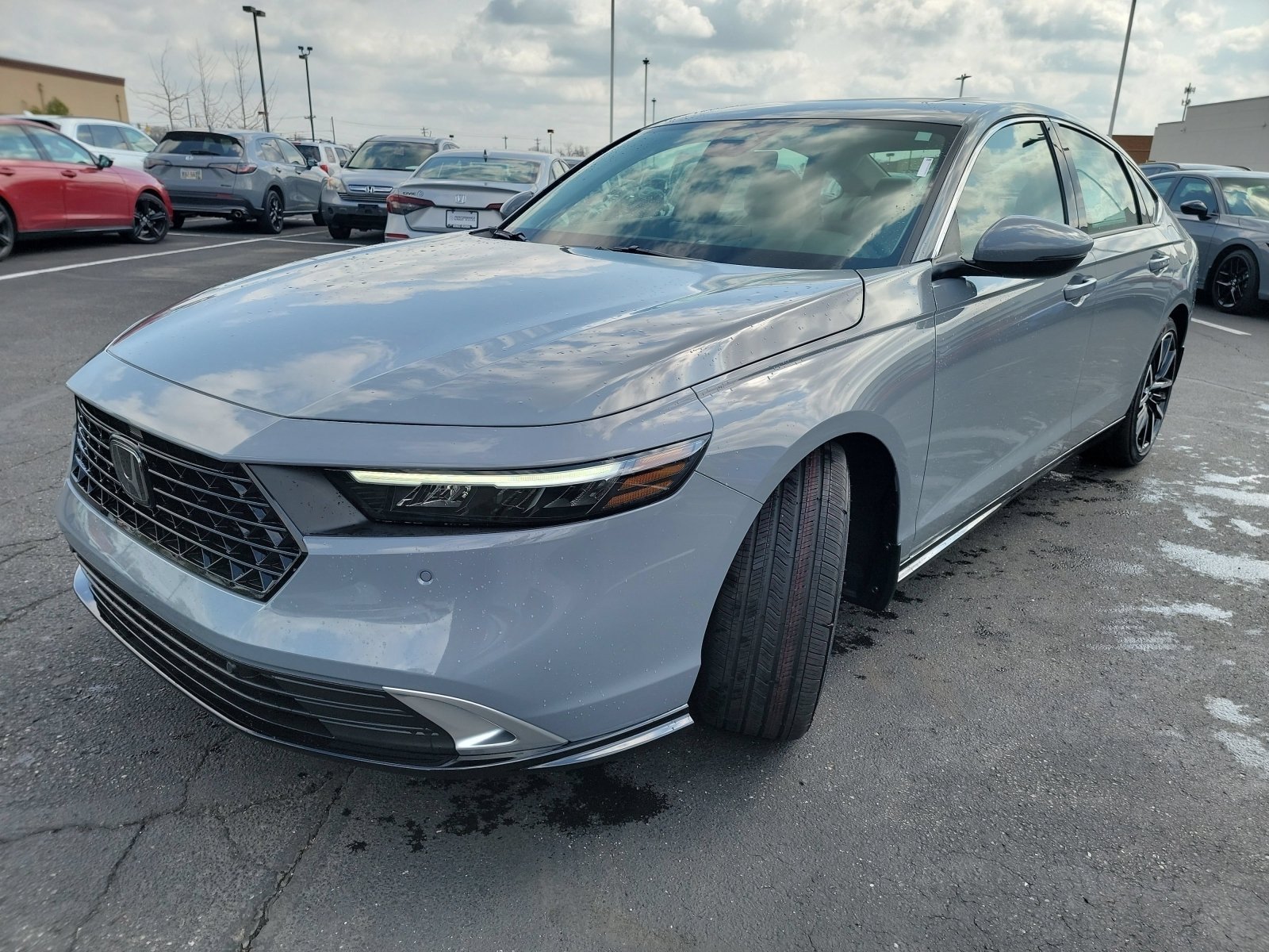 New 2026 Urban Gray Pearl Honda Touring image 3