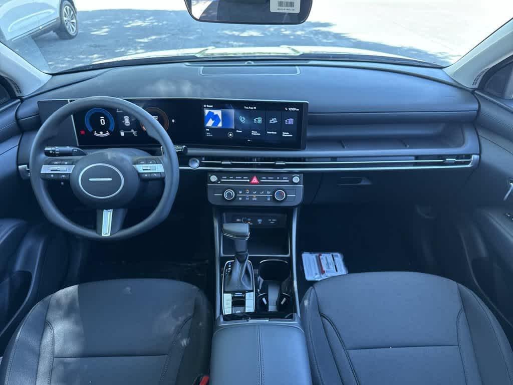New 2026 Phantom Black Hyundai SE FWD image 24