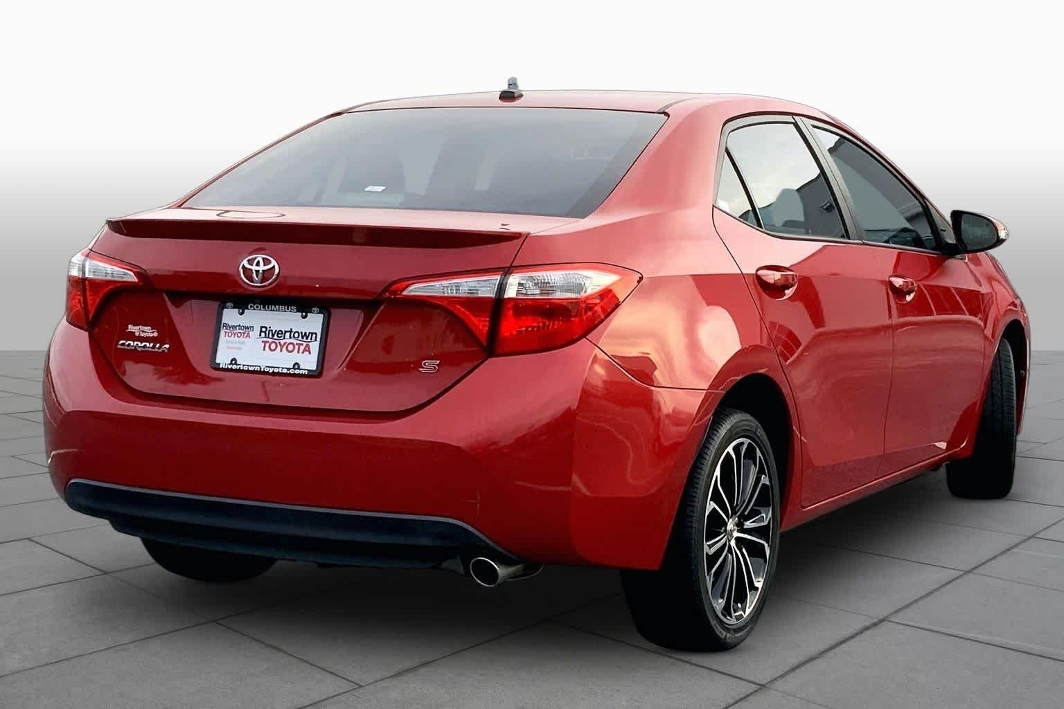 Used 2016 Barcelona Red Metallic Toyota S Plus image 13