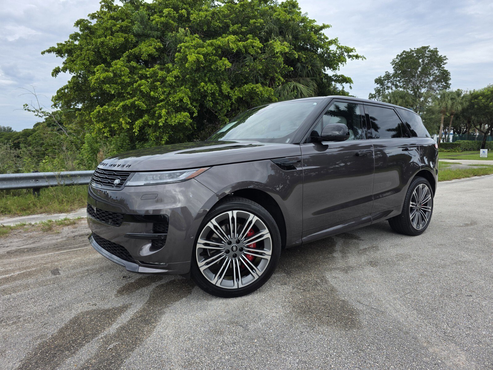 2025 Land Rover Range Rover Sport