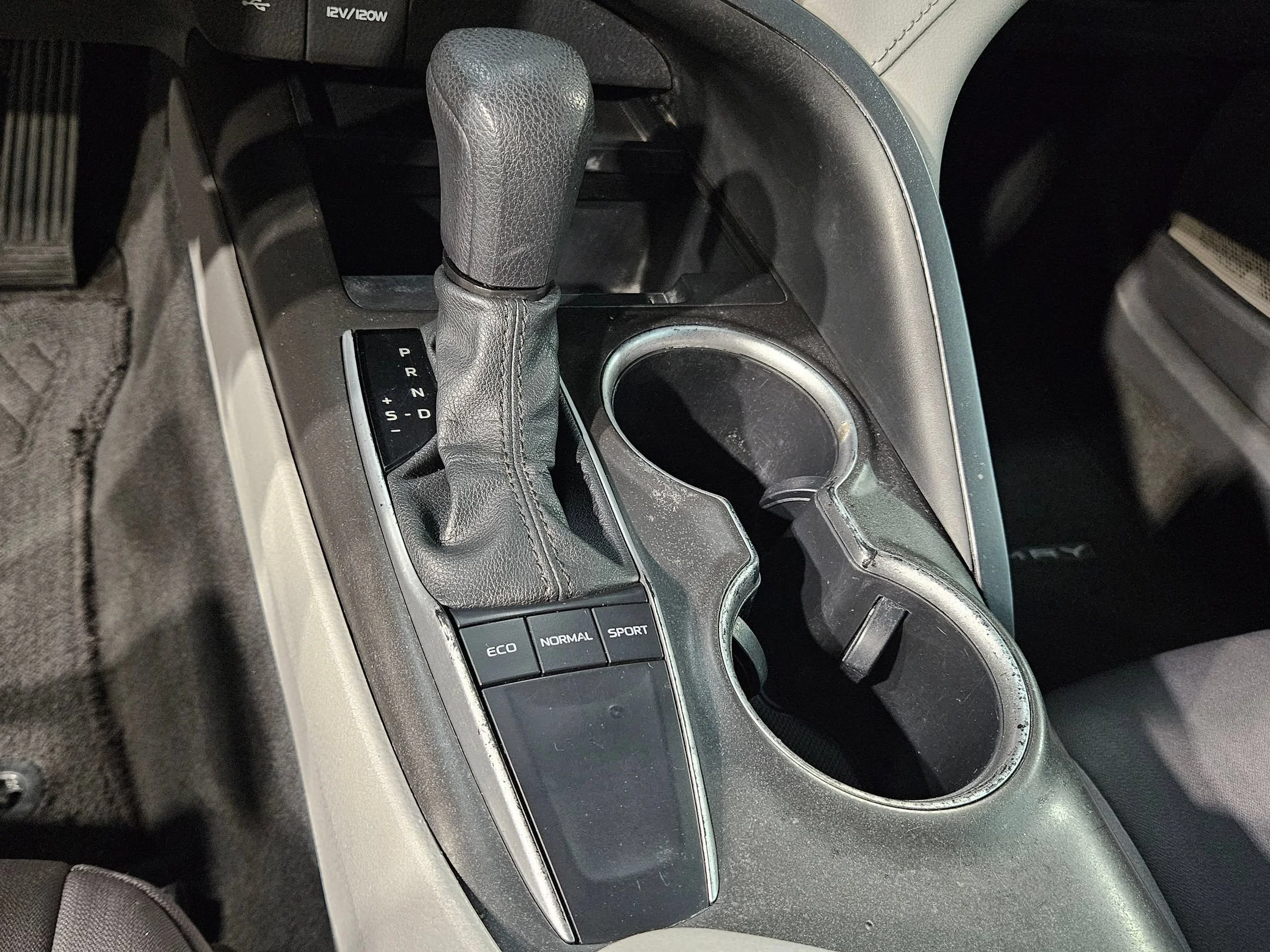 Used 2023 Predawn Gray Mica Toyota LE image 31