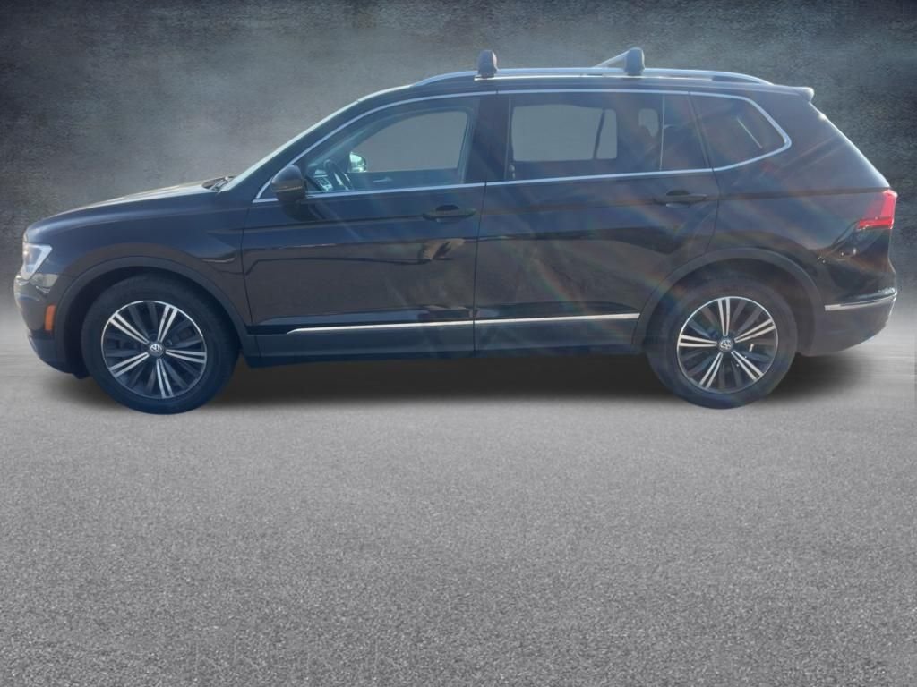 Used 2018 Black Volkswagen 2.0T SEL image 2
