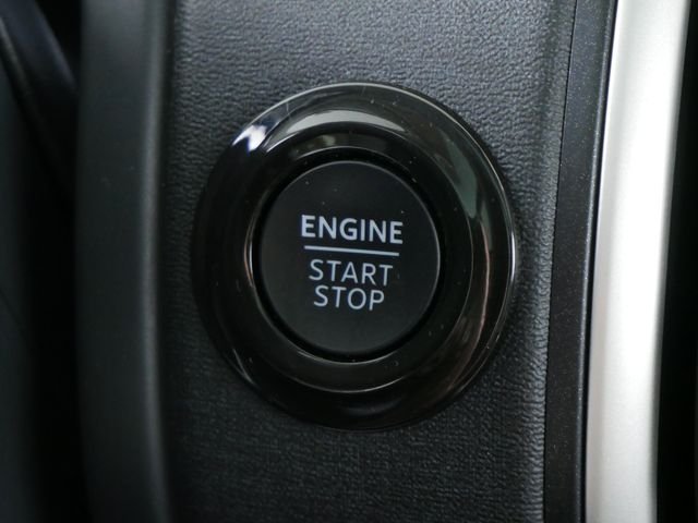 Certified Used 2025 Gray Ford Active image 29