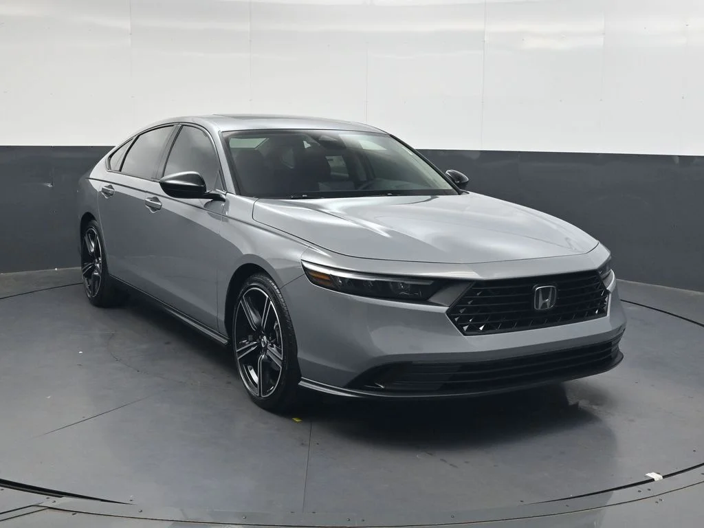 New 2026 Urban Gray Pearl Honda SE image 2