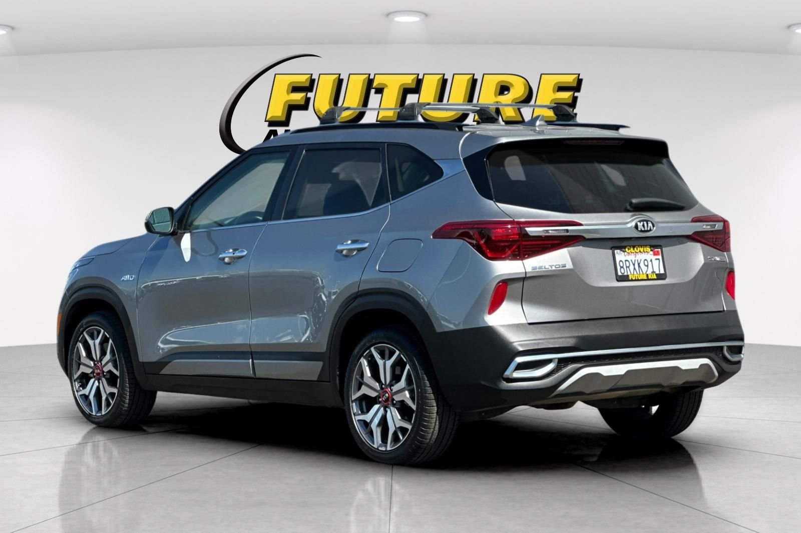 Used 2021 Gray Kia SX image 6