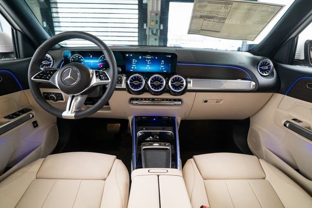 Used 2026 White Mercedes-Benz GLB 250 image 12