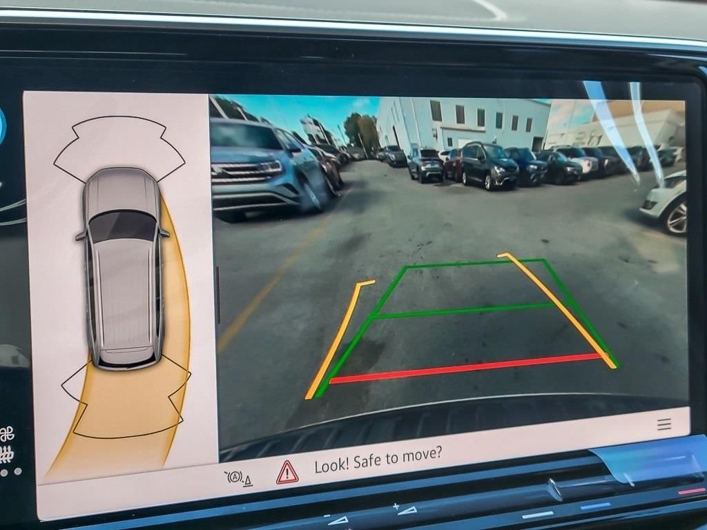 2026 Volkswagen Atlas SE w/Tech - Photo 15
