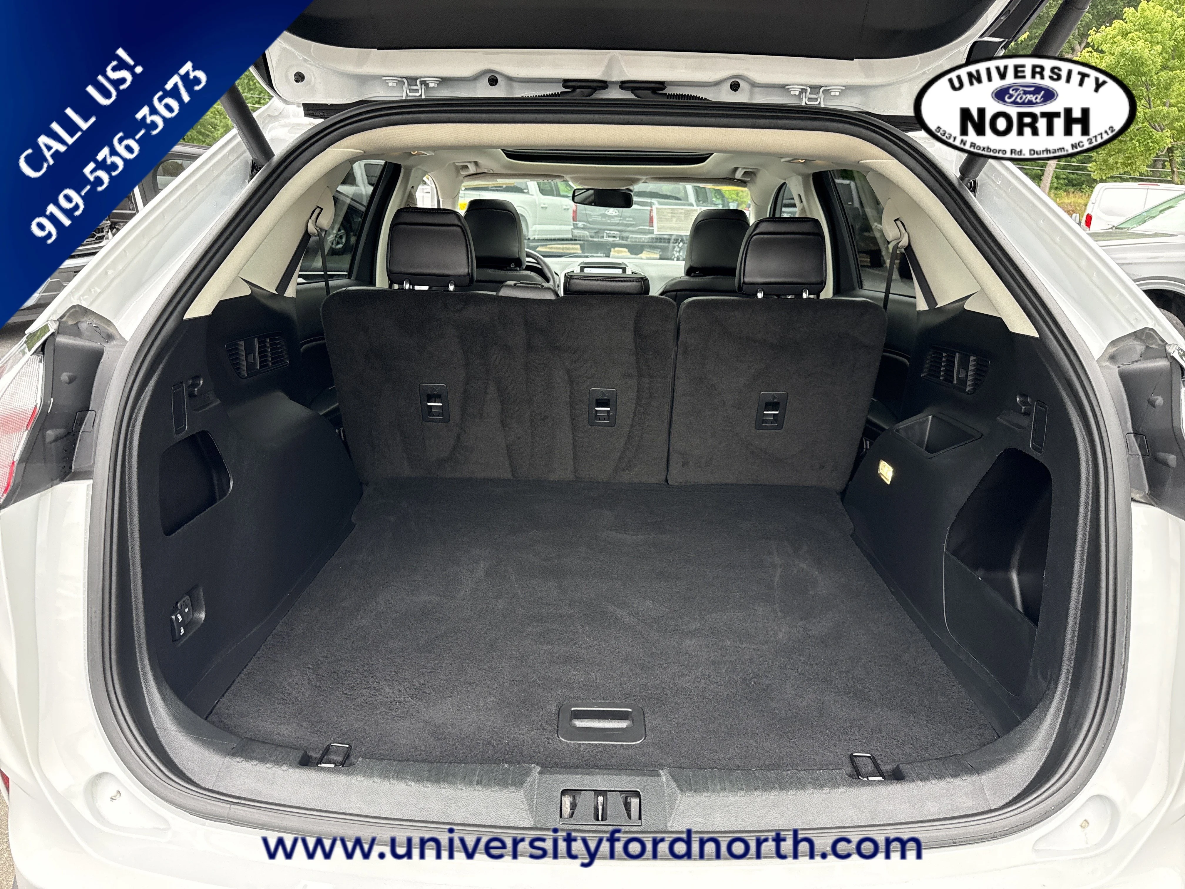 Used 2024 Oxford White Ford SEL image 42