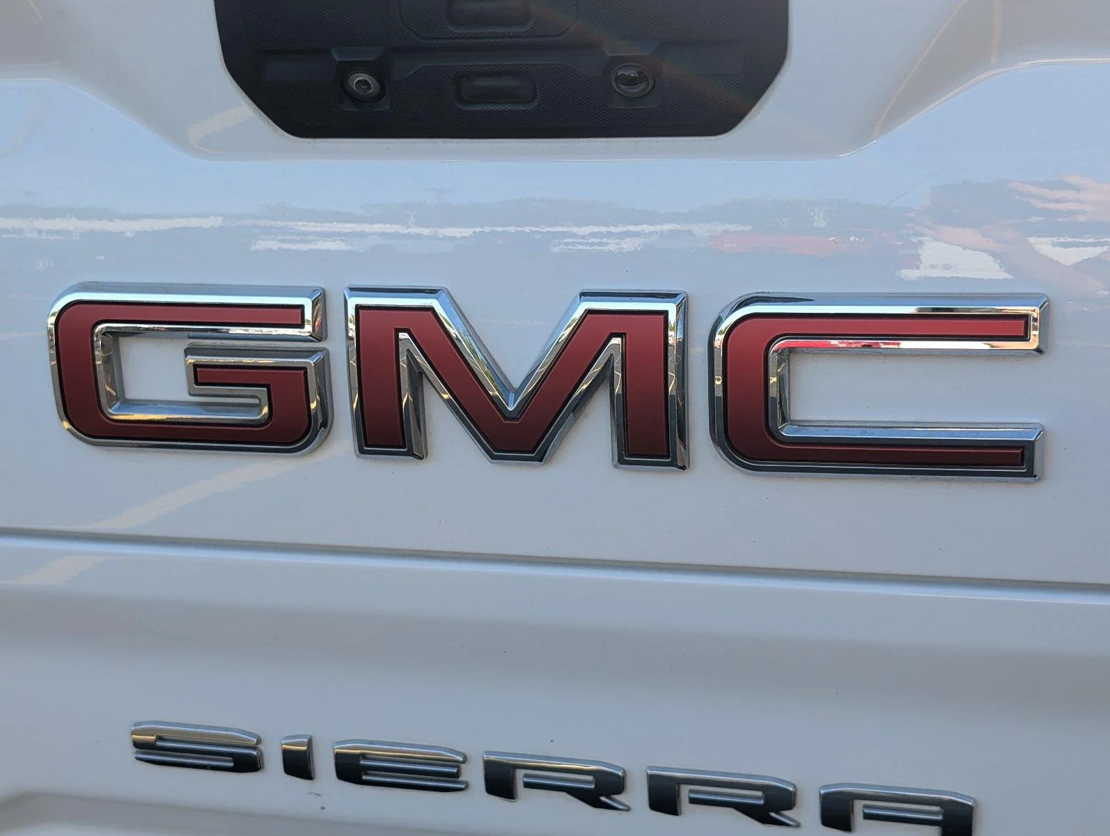 Used 2022 Summit White GMC SLT image 6