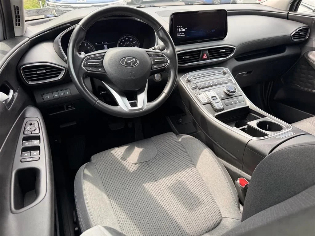 Used 2023 Silver Hyundai SEL image 7