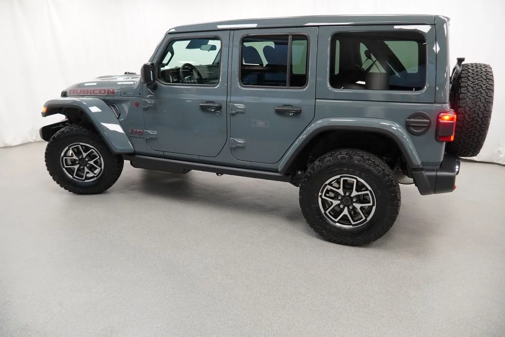 New 2026 Anvil Clear-Coat Exterior Paint Jeep Rubicon image 14