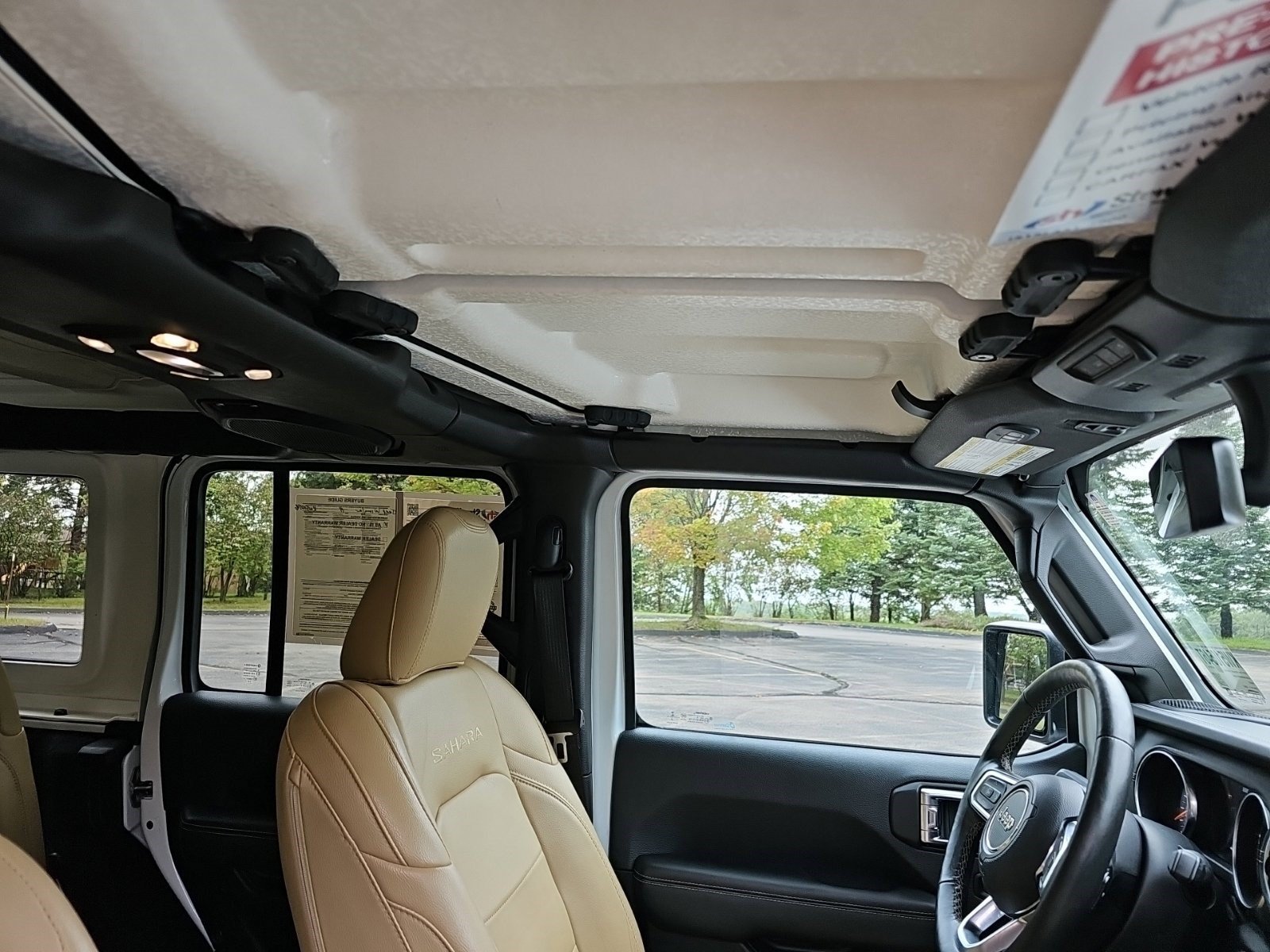 Used 2019 Bright White Clearcoat Jeep Sahara image 11