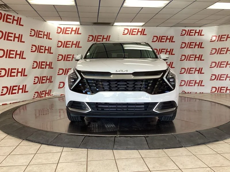 Used 2024 White Kia EX image 2