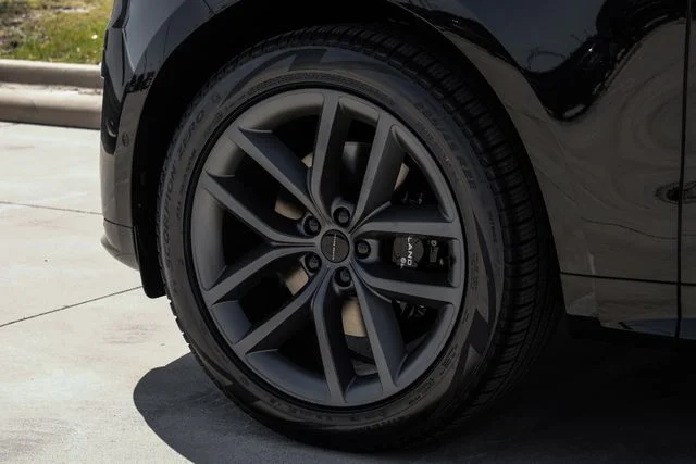 New 2026  Land Rover Dynamic SE image 68