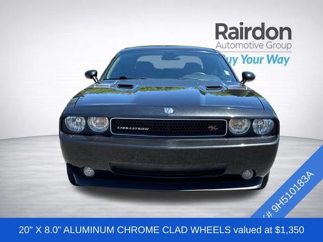Used 2009 Brilliant Black Pearl Dodge R/T image 2