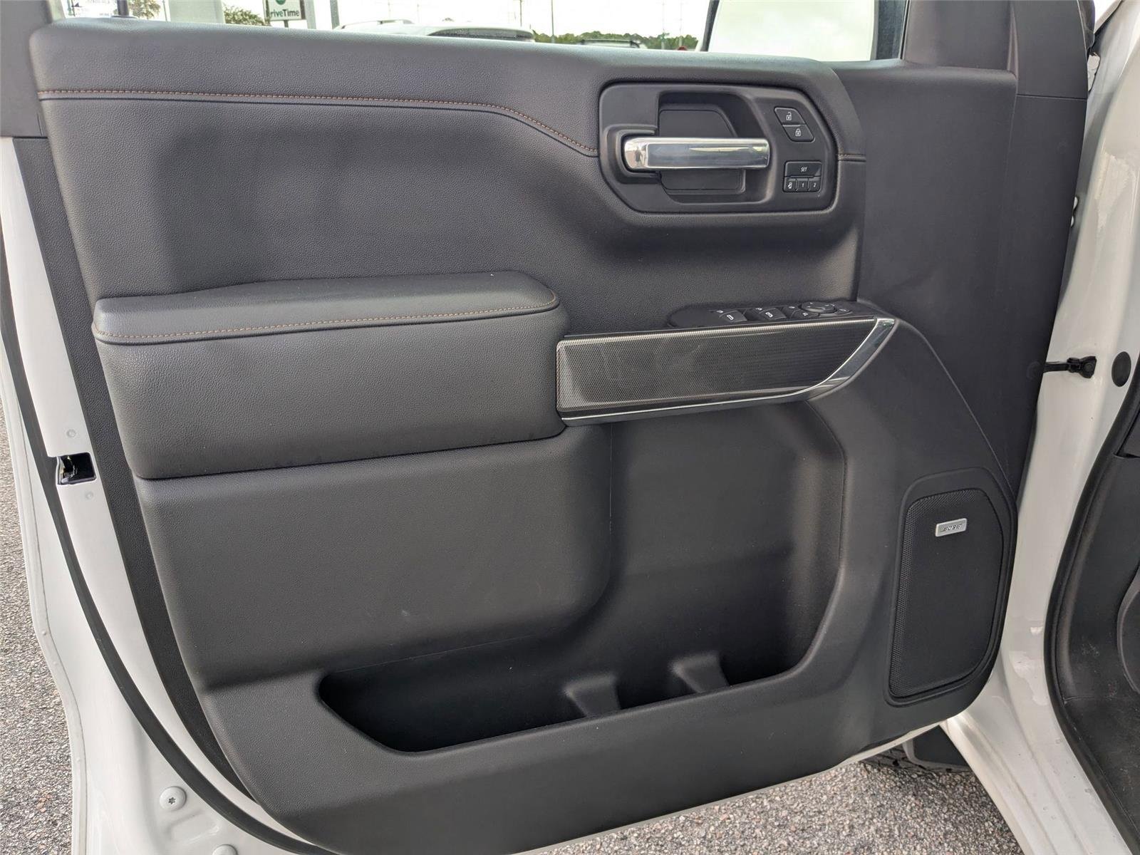 Used 2021 Summit White GMC AT4 image 11