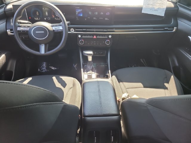 Used 2025 Green Hyundai SEL image 14