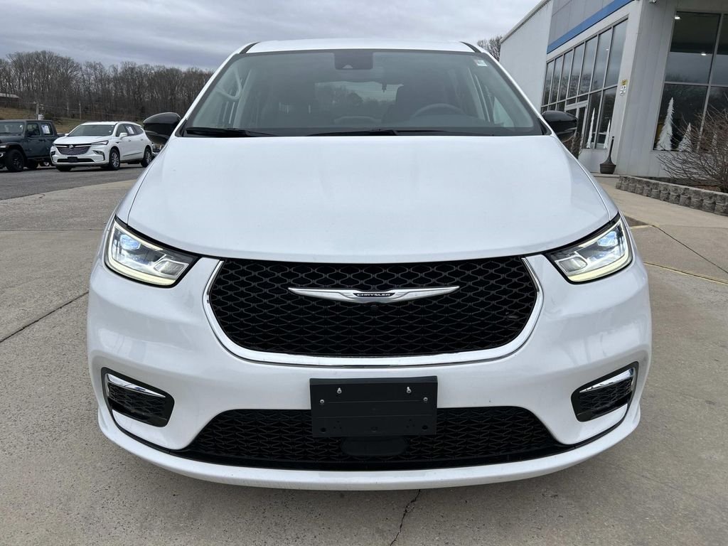 2024 Chrysler Pacifica Touring L - Photo 9