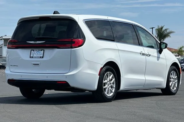 Used 2024 Bright White Clearcoat Chrysler Touring L image 4
