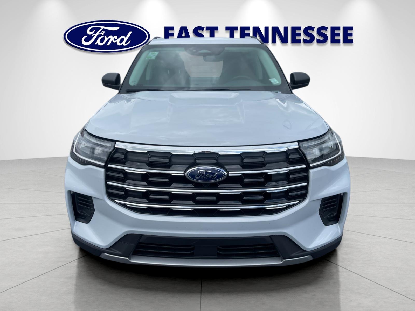 New 2026 Space White Metallic Ford Active image 8
