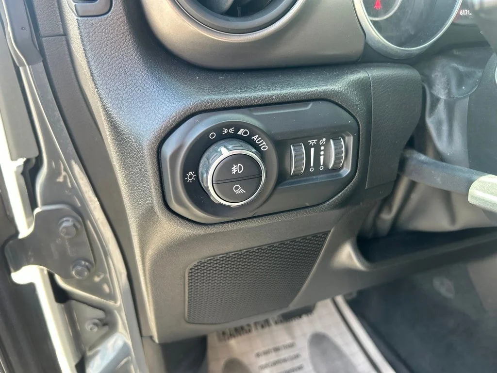 Certified Used 2022 Gray Jeep Willys image 12