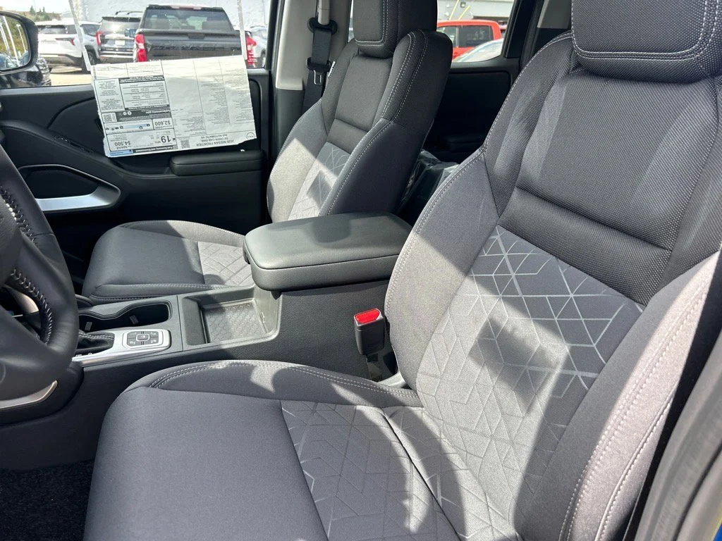 New 2026 Bluestone Pearl Nissan Crew Cab SV image 4