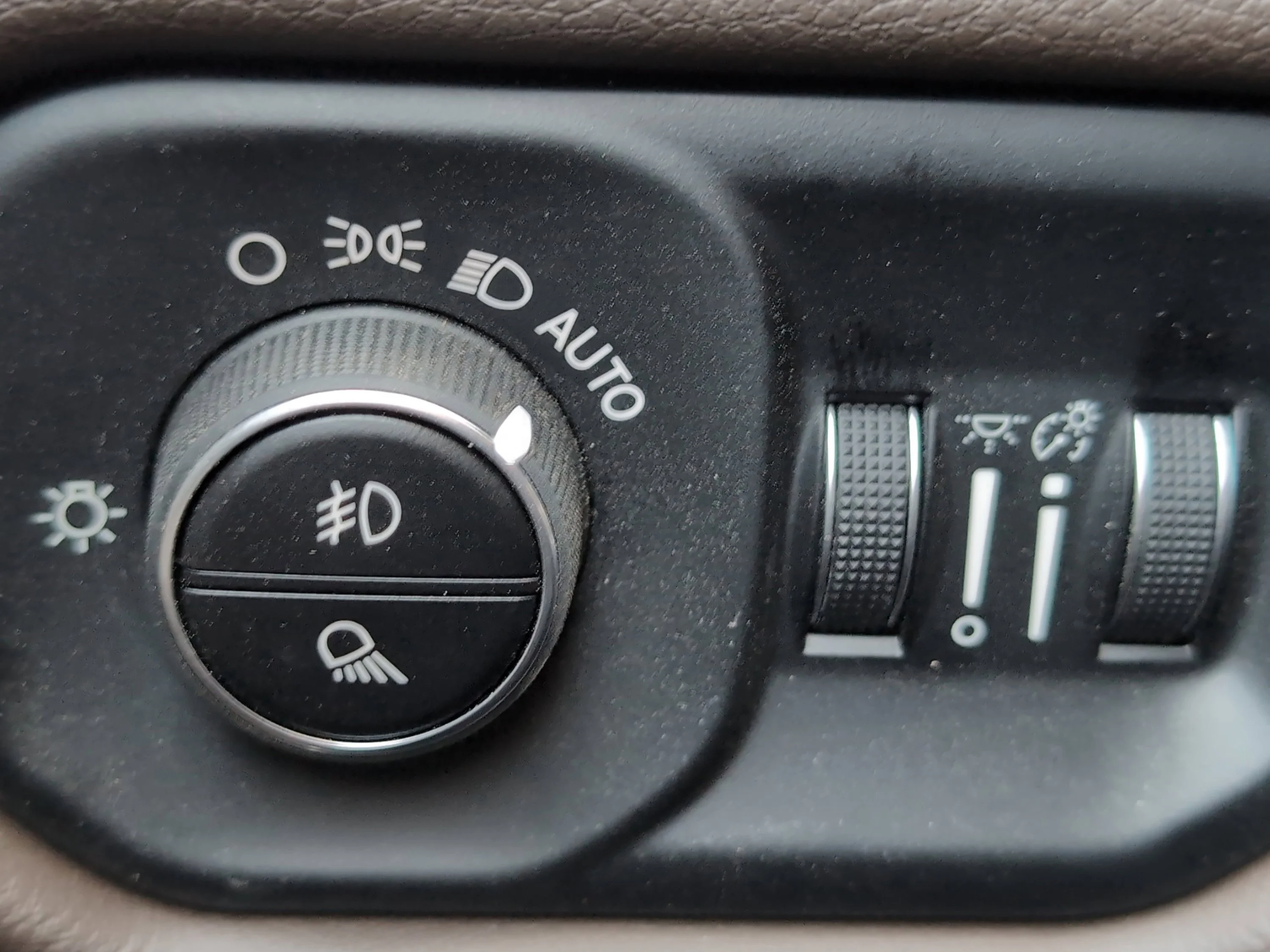 2025 RAM 2500 Laramie - Photo 30