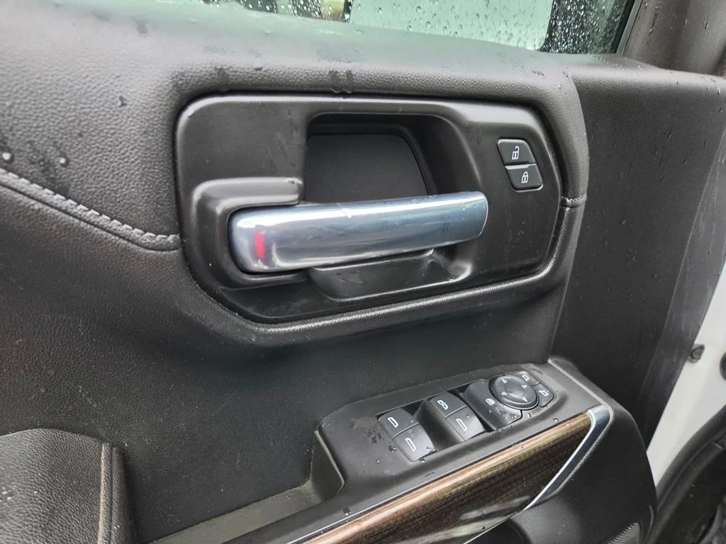 Used 2021 Summit White Chevrolet LT Trail Boss image 33