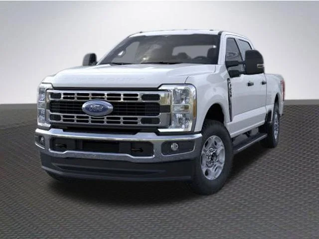 New 2026 Oxford White Ford F-250® XLT image 2