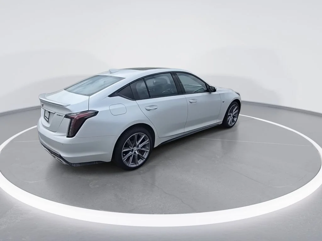 Used 2022 White Cadillac Sport image 9