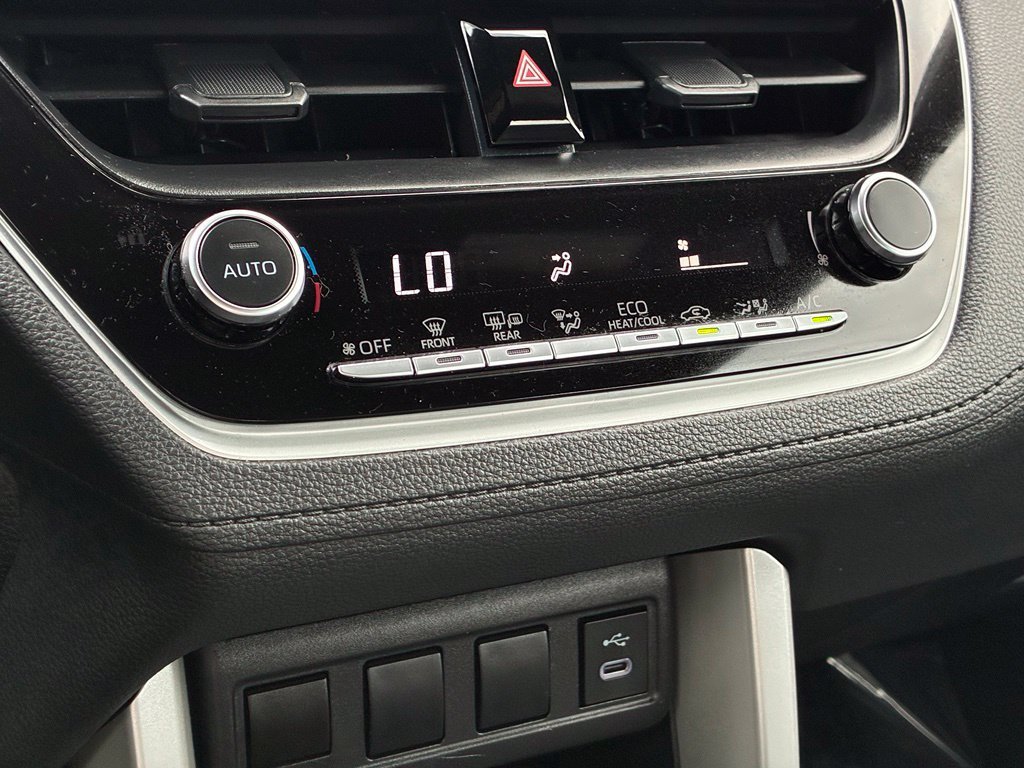Used 2025 Silver Toyota Hybrid S image 23
