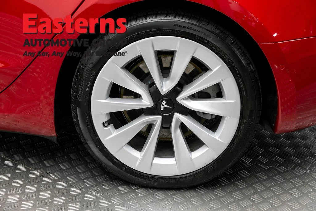 Used 2021 Red Tesla Standard Range Plus image 8