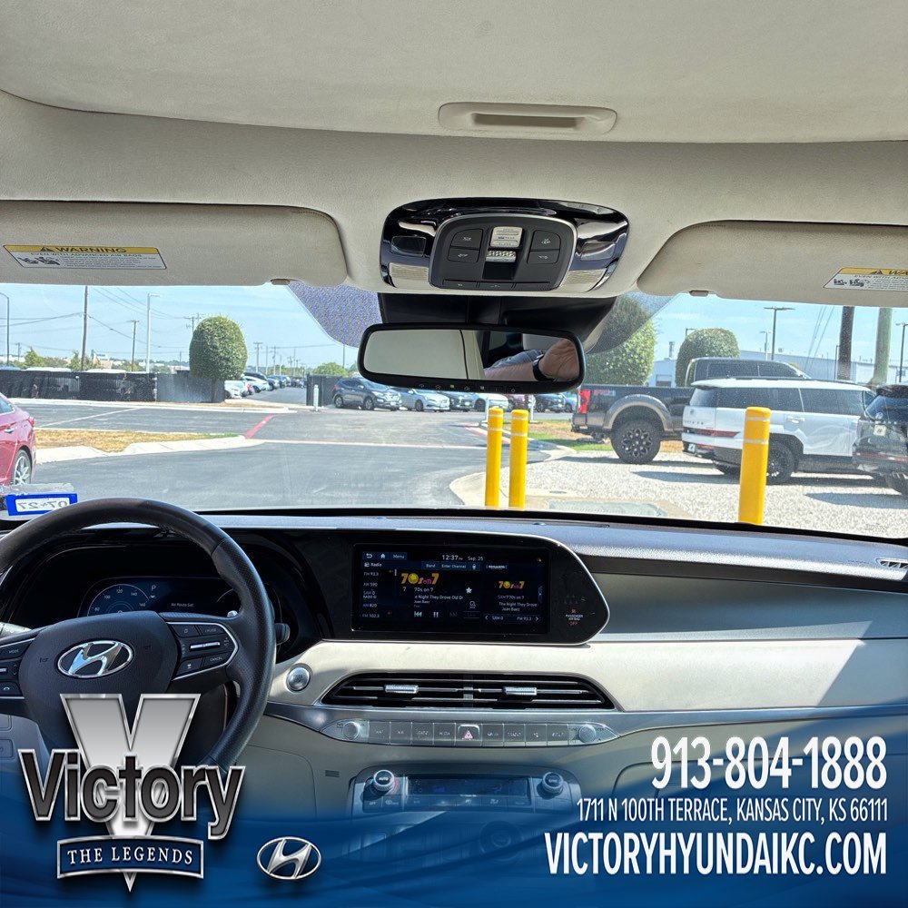 Used 2020 Black Hyundai Limited image 8